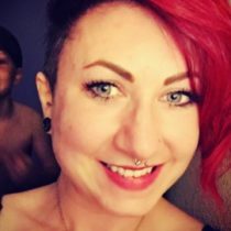 Profile picture of Jenni